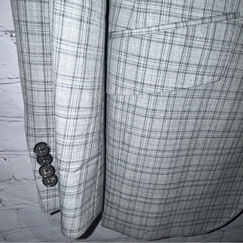 Ted‎ Baker London Endurance suit coat size 40 L